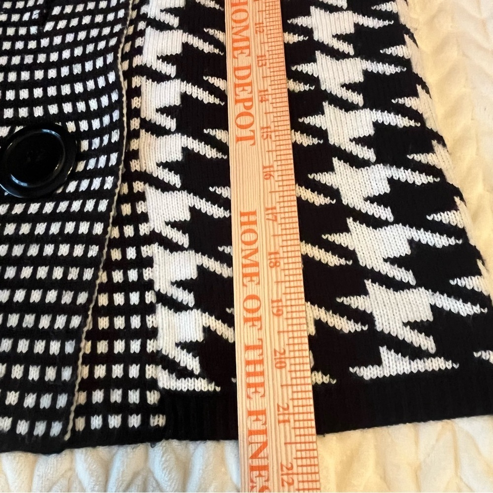 Sioni women Black and White Houndstooth Cardigan sweater blazer size Small - Picture 11 of 12